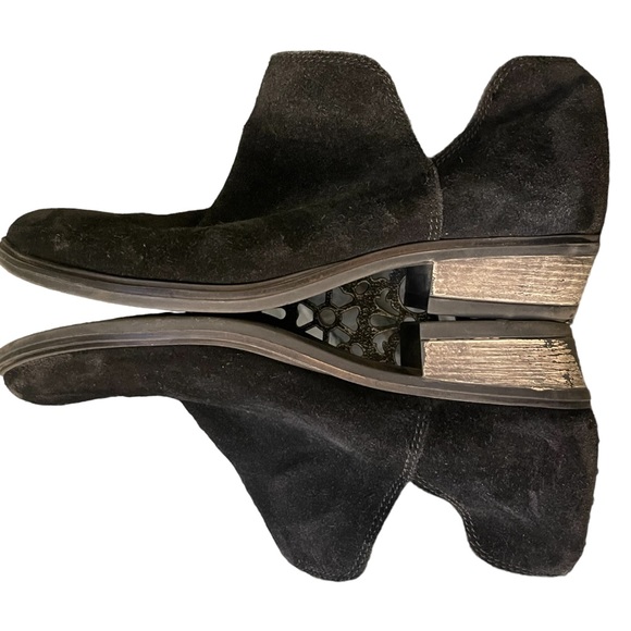 Crevo Leighton women’s‎ size 9 black suede boots - Picture 5 of 9